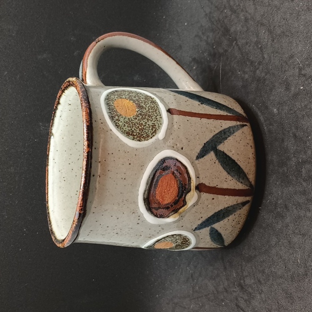 Vintage ceramic mug flowers gray brown
